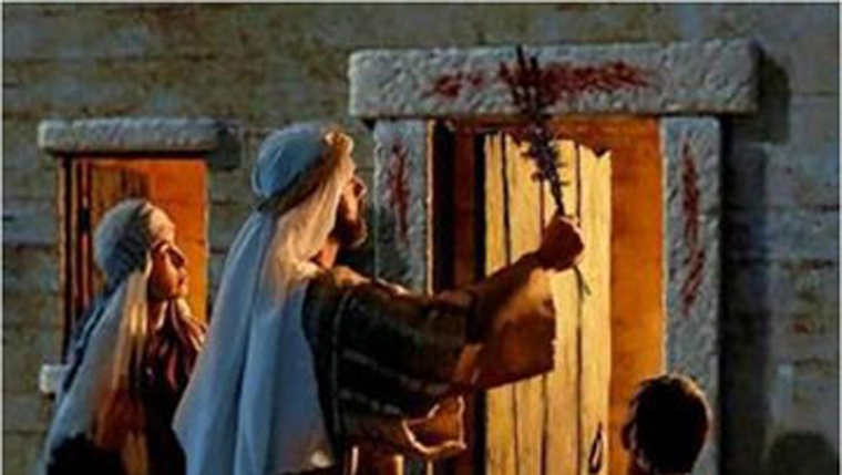 mezuzah passover door jewish doors doorpost hang doorframe why